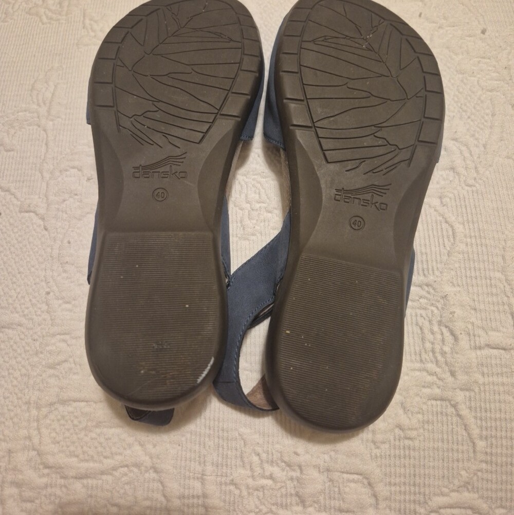 Dansko Blue Leather Closed-Toe Slingback Clogs, Size 40 - Picture 3 of 6